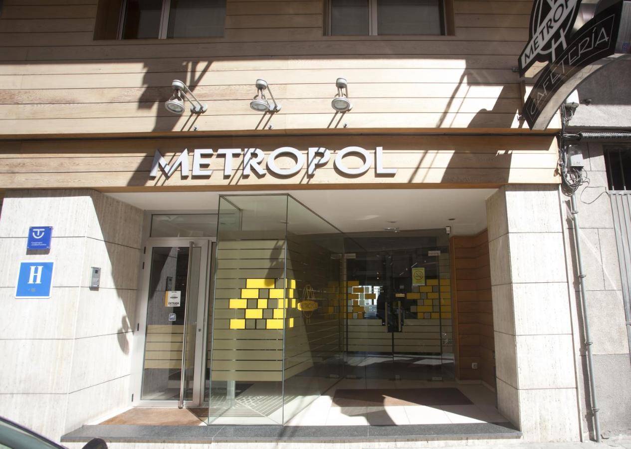 Hotel Metropol By Carris Lugo Bagian luar foto